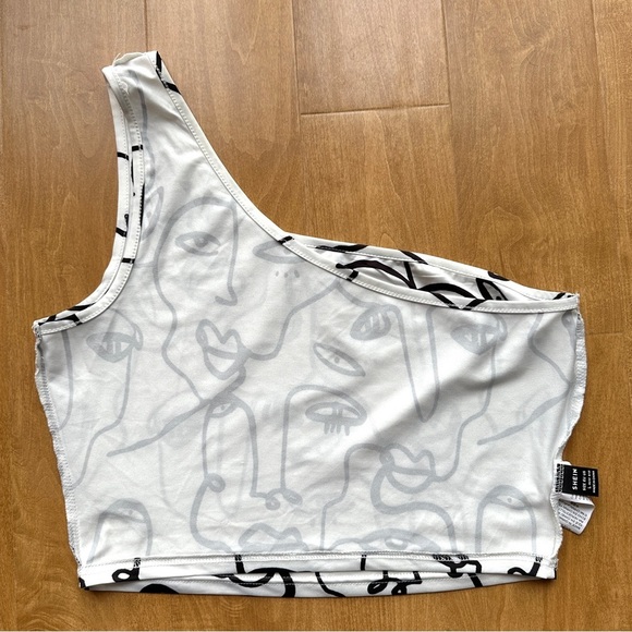 Shein Black and White Silhouette Sketch Lines One Shoulder Top, Size Large - Picture 13 of 16